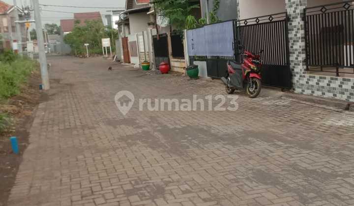 Rumah baru 2 lantai siap huni perum istana bandara Pakis 2