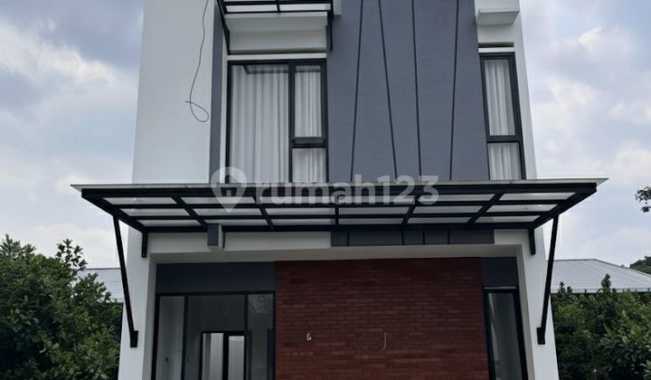 Rumah Mewah 2 lantai Harga Terbaik di Kawasan Mayjend Sungkono