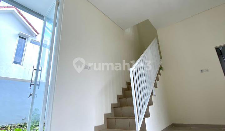 Ready-to-occupy modern minimalist 2-story house at The Oz Tidar. 2