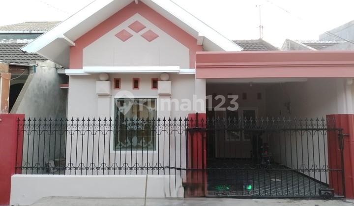 Ready-to-Live House in Sawojajar 1 Area Near Toll Exit