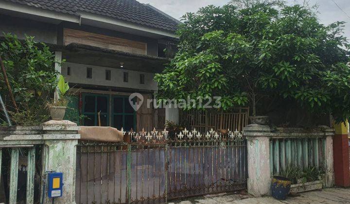 Dijual Rumah Butuh Renovasi Lingkungan Nyaman Area Sawojajar 1