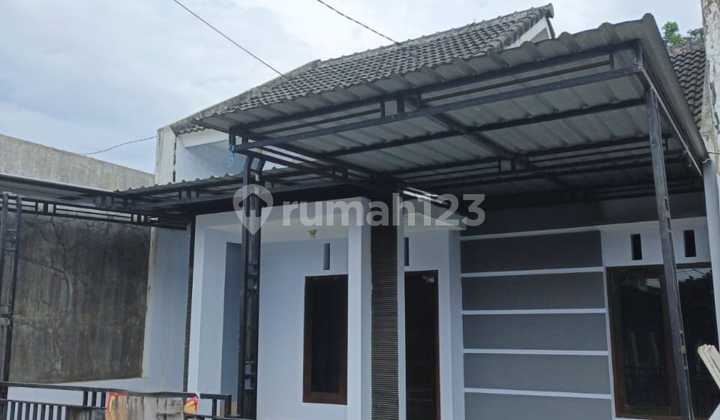 SHM house ready to occupy, strategic location near Buring Malang toll exit area.