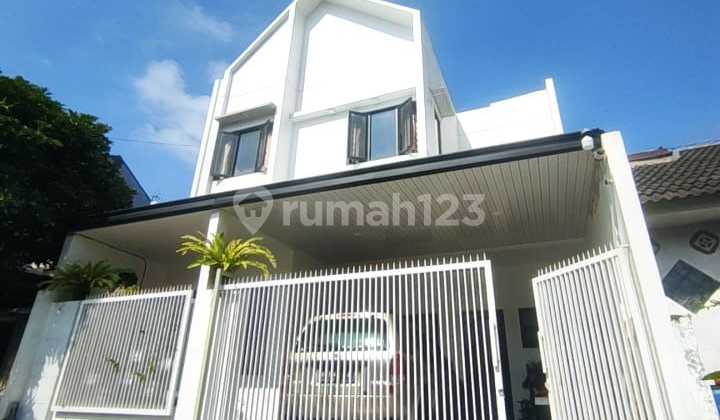 Rumah 2,5 lantai siap huni area jl ikan tombro barat lowokwaru