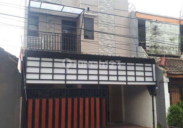 Dijual Rumah Kos 2 Lantai Full Penghuni Jl Vinolia Lowokwaru 1