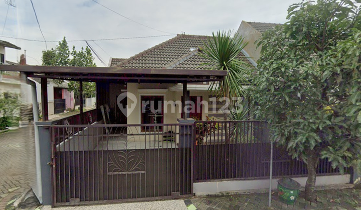 Minimalist house hook ready to occupy Sekarpuro Pakis Sawojajar area.