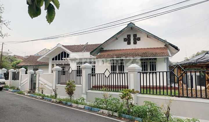 rumah hook SHM luas 390m2 siap huni area jl ikan2 lowokwaru
