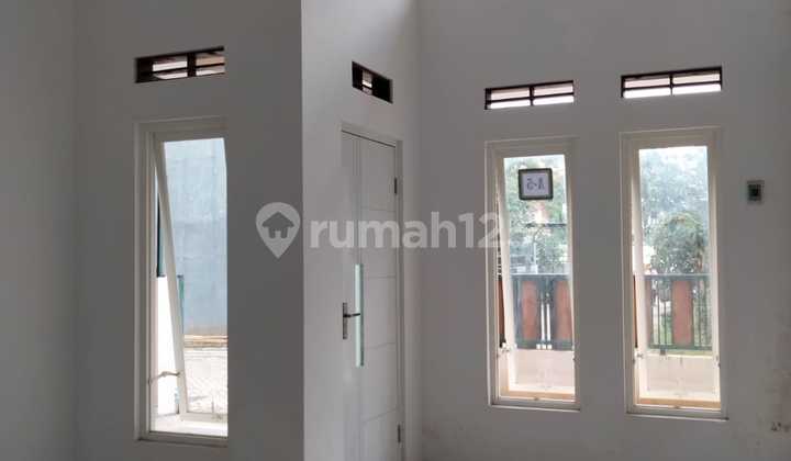 Ready-to-Occupy 2-Story Minimalist House in Jatirejo Pakisaji, Negotiable Price