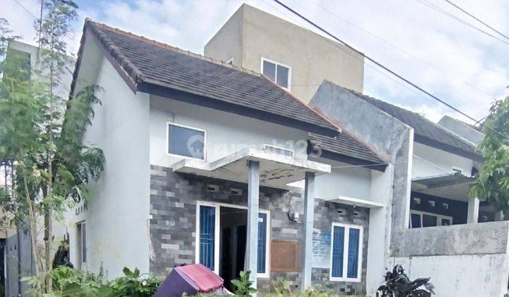 Rumah hook dijual area vila bukit sengkaling 1