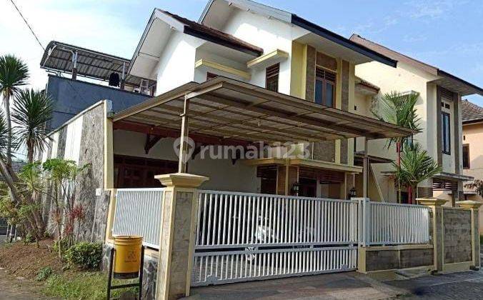 Rumah Vila Hook 2 Lantai Siap Huni Jl Pesanggrahan Batu 1