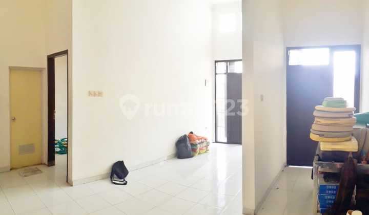 Ready-to-occupy minimalist house in the Cengger Ayam Suhat street area, Malang. 2