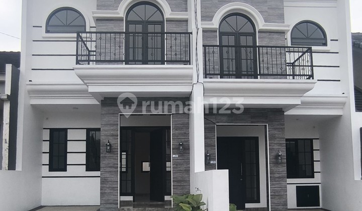 Rumah 2 Lantai American Classic Lokasi Strategis Dekat Kampus Ub Rumah 2 Lantai American Classic Lokasi Strategis Dekat Kampus Ub