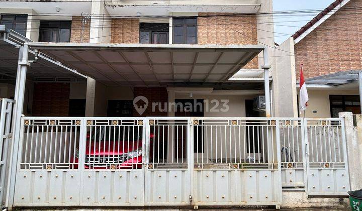 Rumah 2 lantai full furnished jl arumba tunggulwulung lowokwaru 1