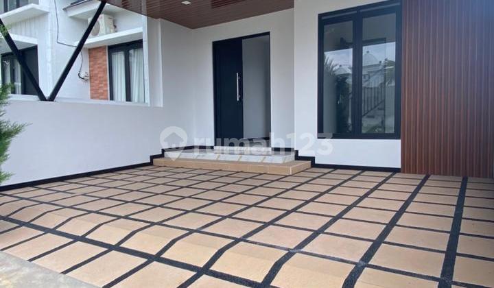 Rumah 2 Lantai Modern Minimalis Siap Huni Area Tasikmadu Malang 2