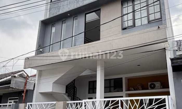 Rumah kost 2 lantai full penghuni area merjosari lowokwaru