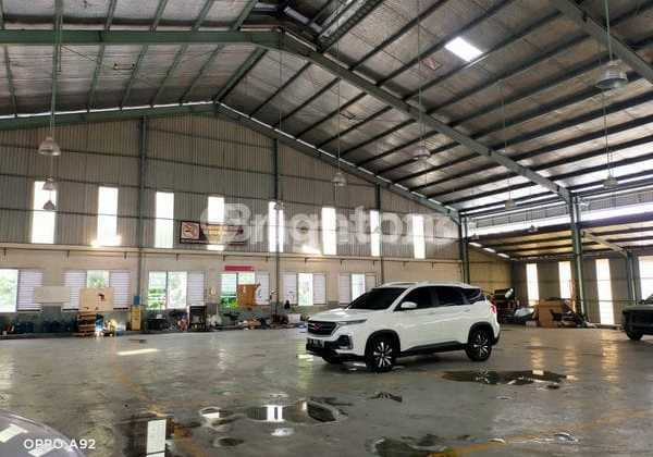 Eks Bangunan Bengkel Masih Bagus Di Pinggir Jalan Besar Semarang Timur 2