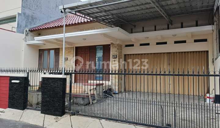 Rumah Bagus 1,5 Lantai Siap Huni Semi Furnish, Lokasi Tengah Kota Semarang 2