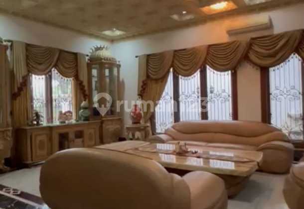 Rumah di Permata Buana,boulevard,hook,luas Tanah 565m,Shm,Harga 30 M Nego