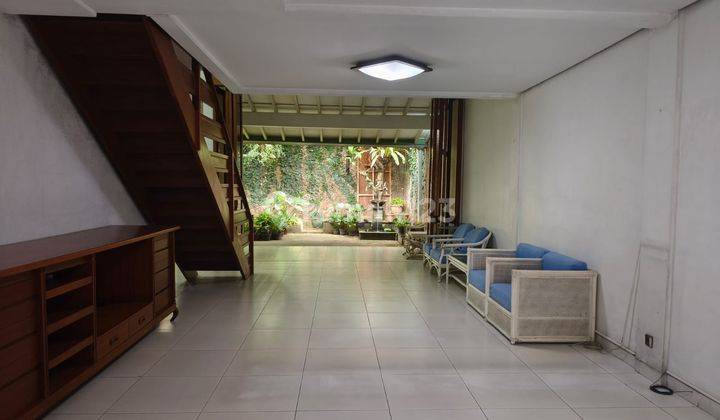 Rumah di Puri Indah,boulevard,uk 12x28m,bisa Untuk Usaha,shm,harga 9.5 M Nego 1