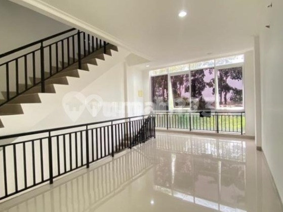 Disewakan Ruko Shibuya Pik2, Ukuran 4,5X15m2, Harga : 125 Juta/Tahun