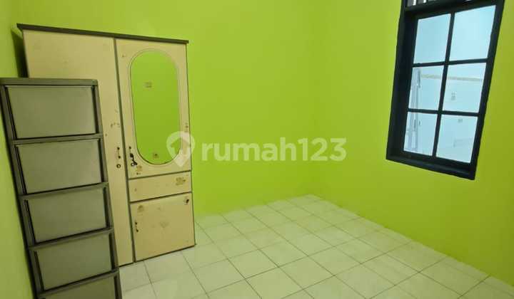 For Sale House in Kresek Indah 2, Area 6x18m², Price: 1.6M Negotiable 2