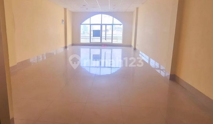 Ruko 5 LT di Business Park Kebon Jeruk LT.62m2 Harga Jual : 6.5M Ruko 5 LT di Business Park Kebon Jeruk LT.62m2 Harga Jual : 6.5M