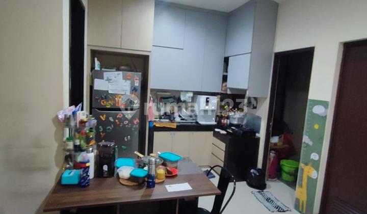 Dijual Rumah di Green Village, Lt.6x10,5M2, Semi Furnished, Harga : 1,5M Nego 2