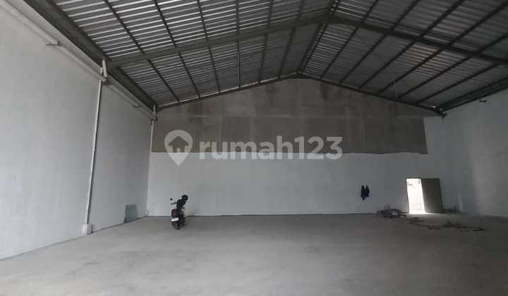 Gudang baru di Jatake,Uk 18x25m,ada office,Selatan,Shm,Harga:5.5 M nego