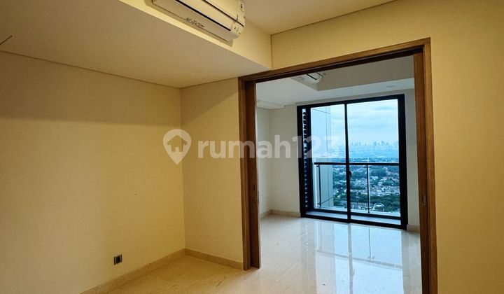 Upperwest Apartment in BSD, Brand new, 44m², 1 Bedroom, North tower, Price: 1.25 M negotiable.