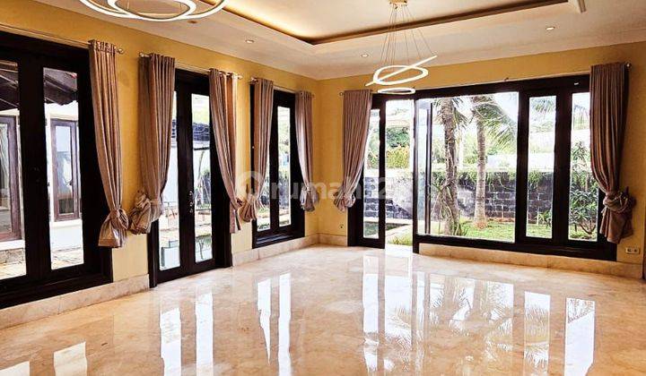 Rumah di Pantai Mutiara,luas Bangunan 800m,ada Kanal Untuk Yacht,harga 40 M 1