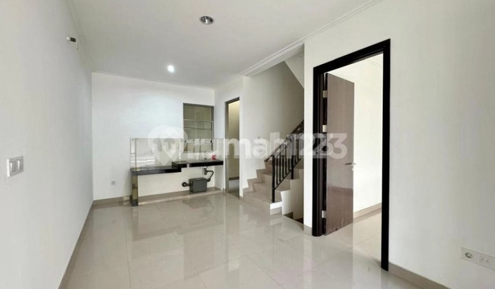 Dijual Rumah di Cluster Tampa Pik2, Ukuran 6X12,5M2, Harga : 3.2M