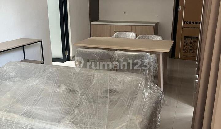 Dijual Rumah Milenial Cluster Baltimore Pik2, Uk.8x10m2, Harga : 2,5M, Full Furnished 2