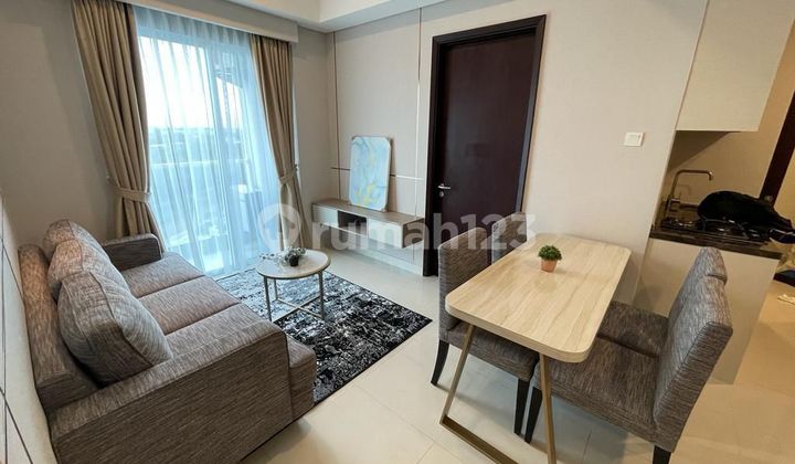 For Sale Puri Mansion Apartment, Large Size, Area: 89m², Furnished, Price: 2 Billion negotiable.