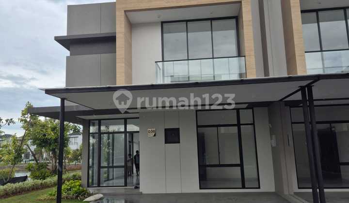 For Rent House in Villa Pasir Putih 5 Pik2, Size 8x20m², Price: 210 Million/Year