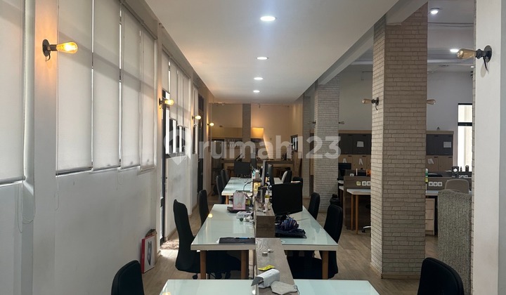 Dijual Rumah Kantor di Permata Hijau Jaksel, LT.655m2, Harga : 30M Nego 2