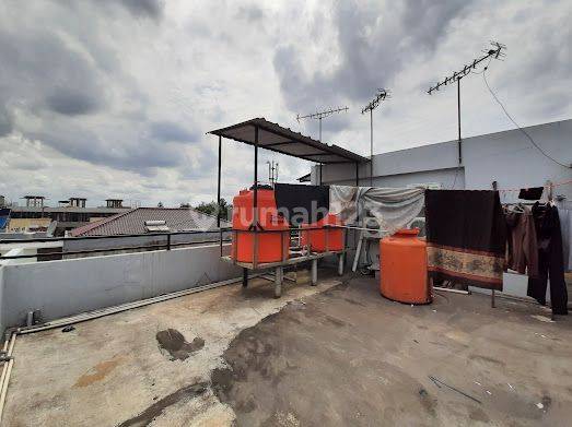 Dijual Kos Kosan di Kemanggisan, Uk 20x33,6m, 4 Lantai, Furnish, Harga 22M 2