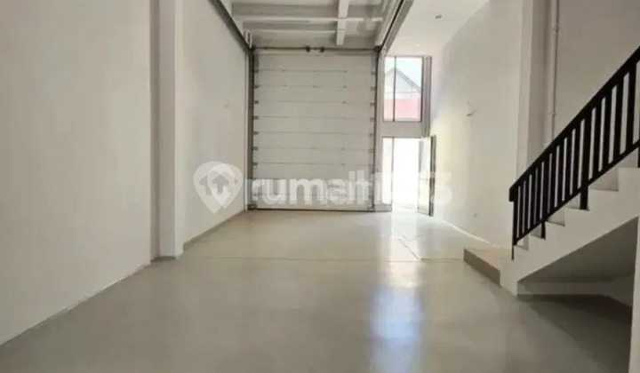 Dijual / Disewakan Gudang Bizpark Pik2 Tipe Multiguna, Uk.6x20m2, Harga Jual : 3.6M, Harga Sewa : 120 Juta/Tahun