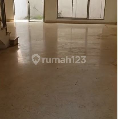 Rumah di Golf Island, Orchestra, Ukuran 8x20m, Harga : 6 M Nego