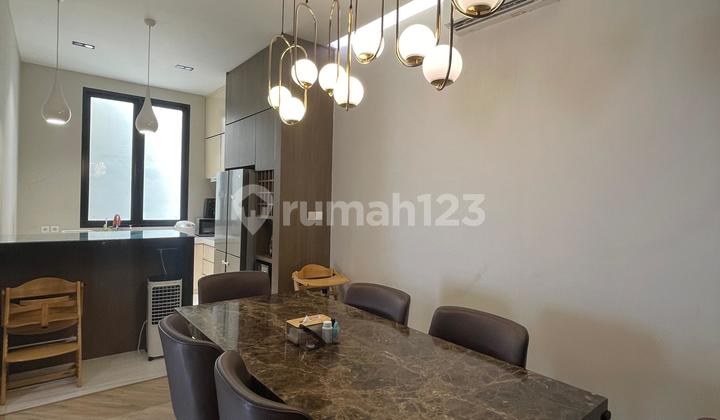 Dijual Town House Mayang PIK, LT.9,4x16m2, Harga : 8,9M Nego 2