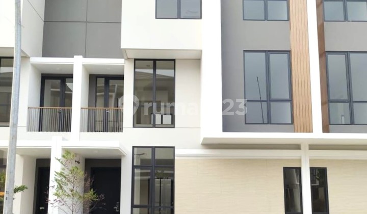 Rumah 3Lt 8X14 4Kt Cluster Maninjau Asya Jgc Jakarta Garden City