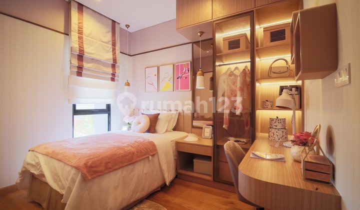 Rumah 2lt Luxury New Cluster Chelia SCG Summarecon Crown Gading 2