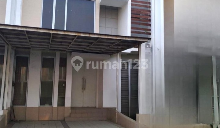 Rumah renoved 2lt 8x15 4KT Cluster Yarra JGC Jakarta Garden City