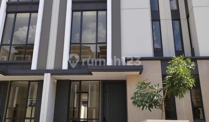 Rumah 3Lt 6X14 3Kt Cluster Sentarum Asya Jgc Jakarta Garden City