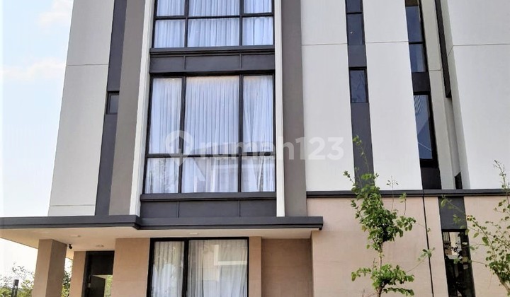 Rumah 3Lt 8X14 4Kt Cluster Sentarum Asya Jgc Jakarta Garden City