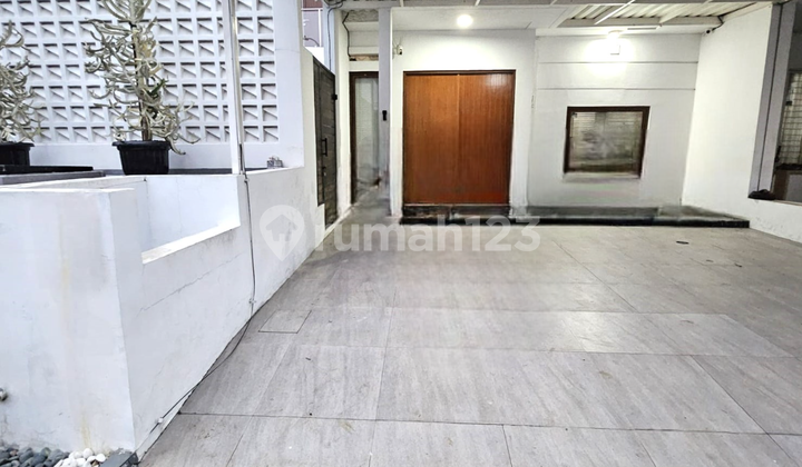 2-story house 10x15 private pool 3BR Victoria Cluster Metland Cakung 2