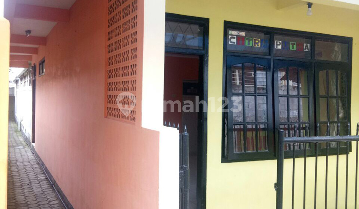 Strategic Boarding House Near the University in Jatinangor 1