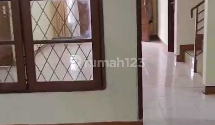 Nice Flood-Free House in Antapani Bandung 2