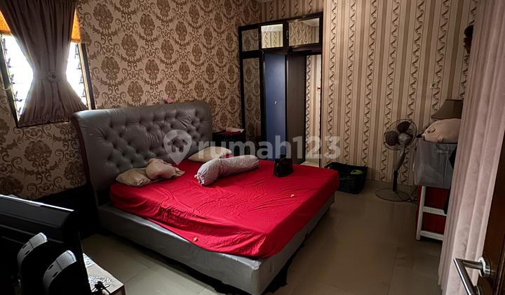 Exclusive Boarding House & Affordable and Strategic Residential Homes Near Campus