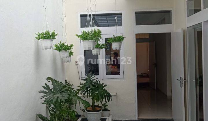 Dijual  Rumah Semi Furnished SHM - Sertifikat Hak Milik di Sayap Burangrang, Burangrang 4