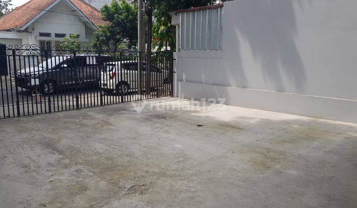 Dijual Rumah Usaha 4 Lantai Lokasi Strategis Di Sayap Riau Bandung 2