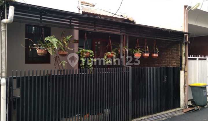 Dijual Rumah 3 Kamar Tidur Shm Di Sadang Serang Bandung